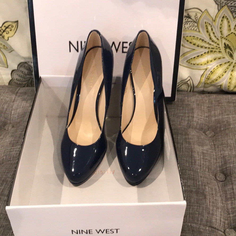 Navy Patent Leather Platform Nine West Heel NWT